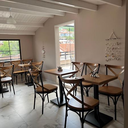Ora Apartament Pogradec Kültér fotó