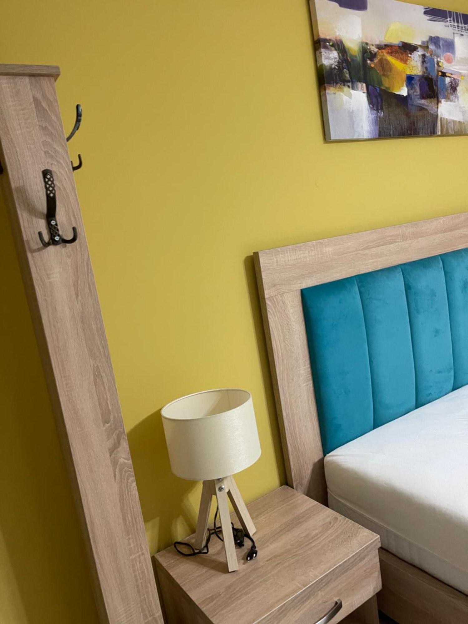 Small Hotel Ora Pogradec Kültér fotó