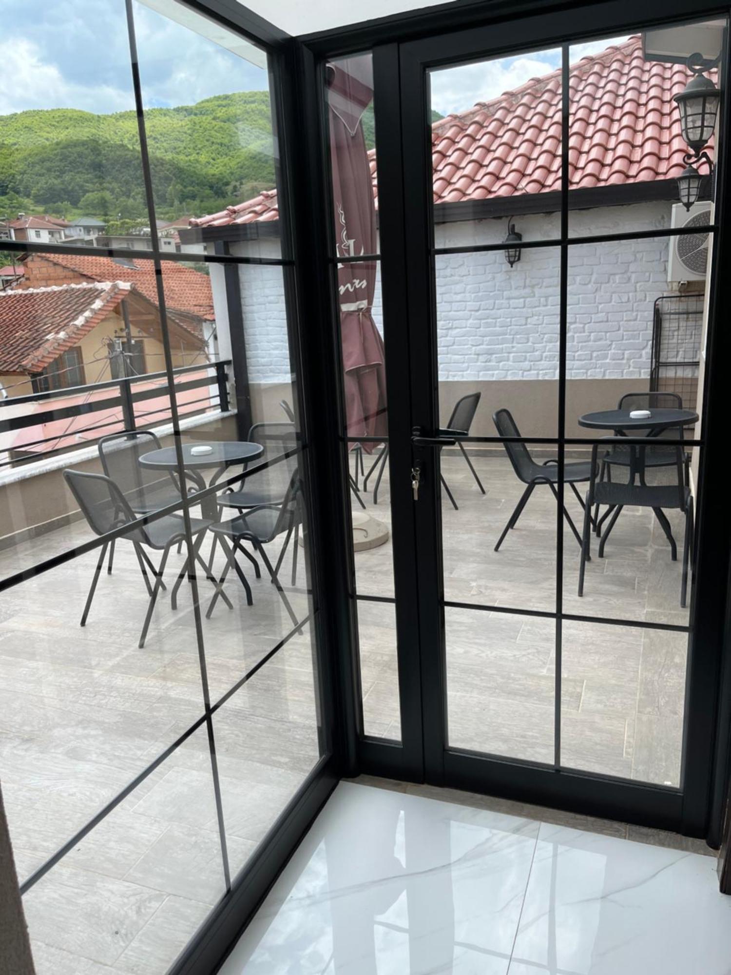 Ora Apartament Pogradec Kültér fotó
